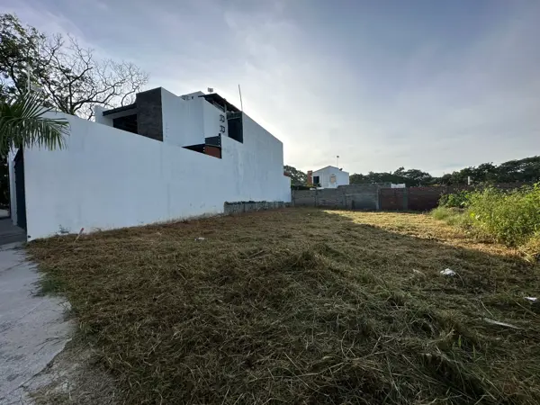 Terreno en venta en Ex-Hacienda de Nogueras Residencial, Comala — foto 3 de 4