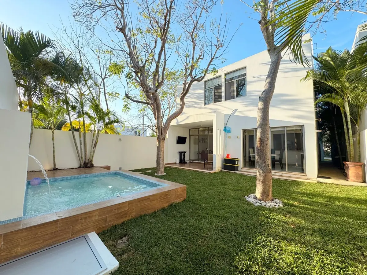 Casa en venta en Parque Central, Mérida — foto 1 de 19