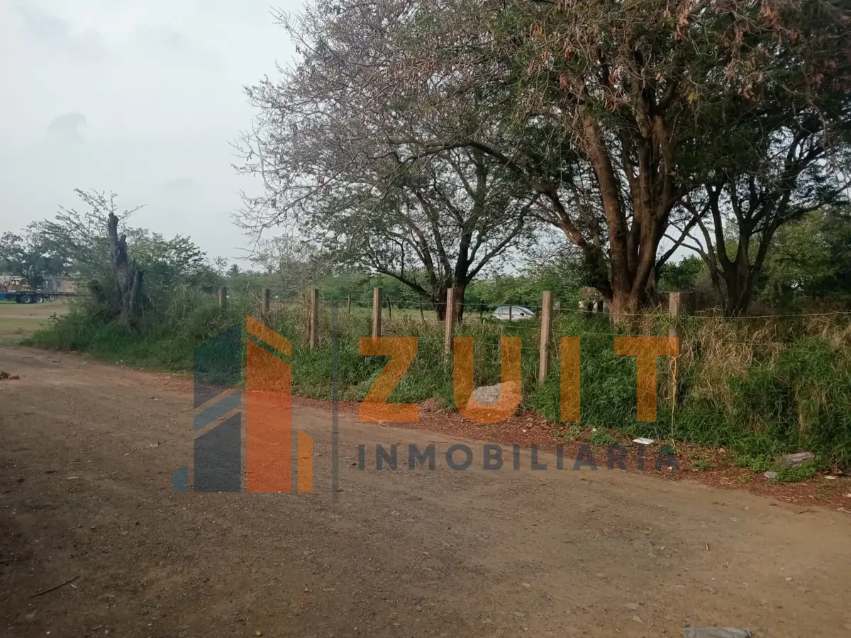 Terreno en venta en Adolfo Lopez Mateos, Altamira — foto 1 de 11