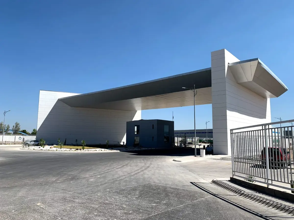 Nave en renta en General Lázaro Cárdenas (El Colorado), El Marqués — foto 1 de 11