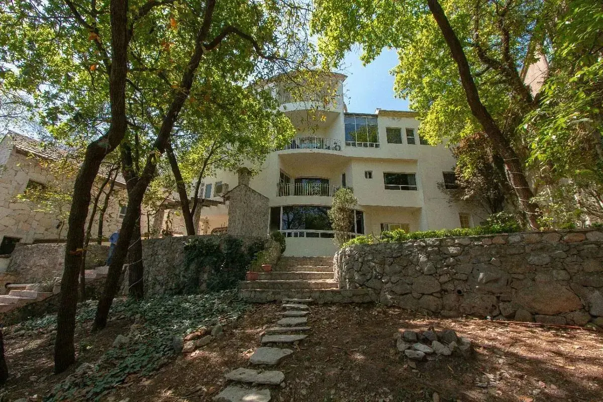 Casa en venta en Bosques de San Ángel Sector Palmillas, San Pedro Garza García — foto 1 de 18