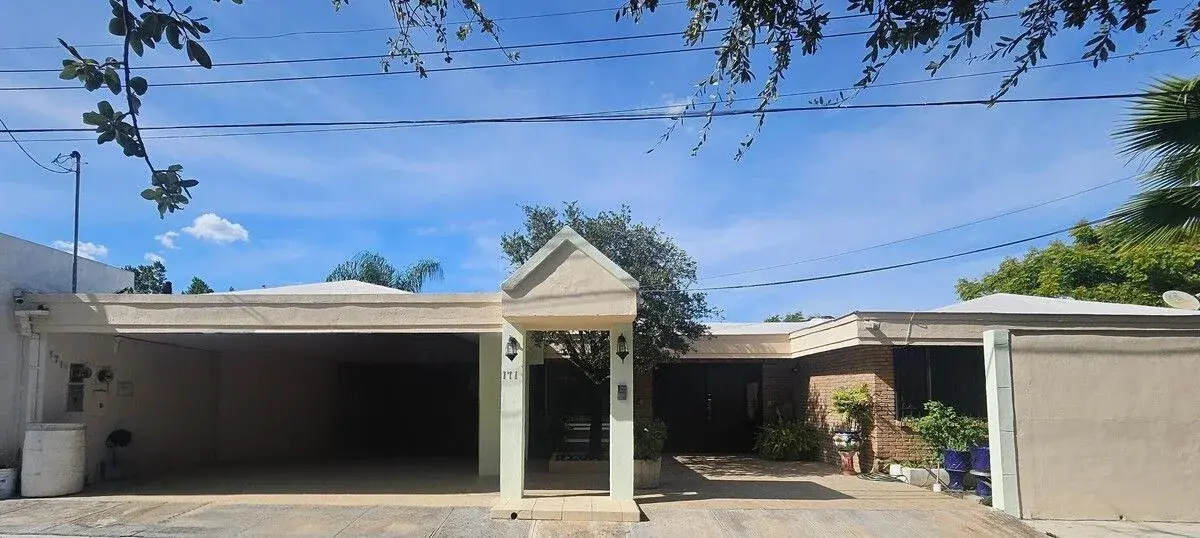 Casa en renta en Villa Montaña, San Pedro Garza García — foto 1 de 16