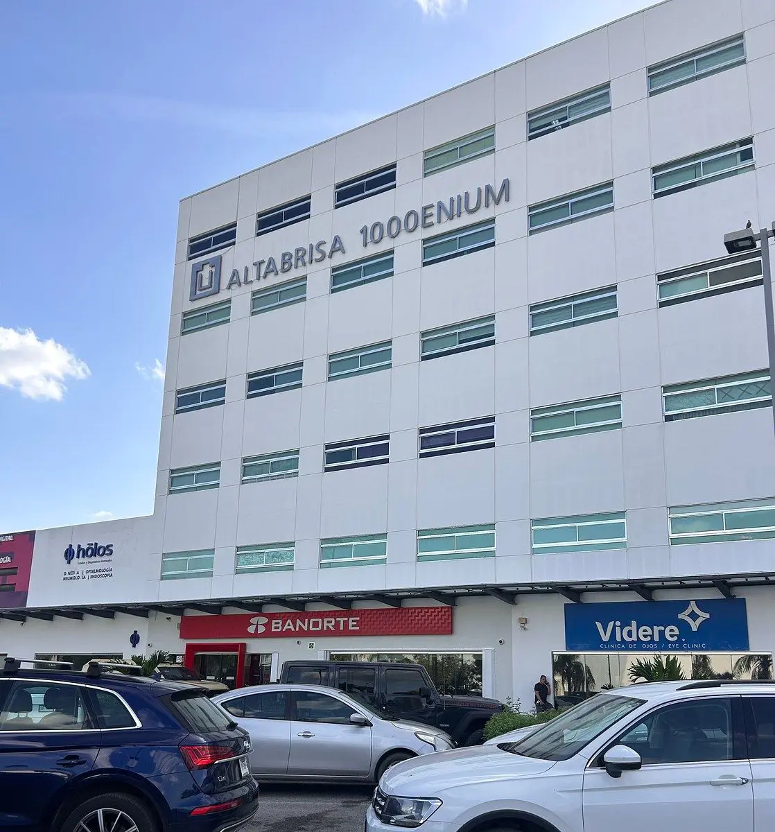 Oficina en renta en Altabrisa, Mérida — foto 1 de 15