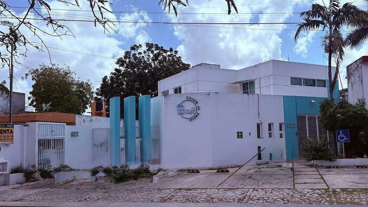 Local en renta en Jardines de Mérida, Mérida — foto 1 de 22
