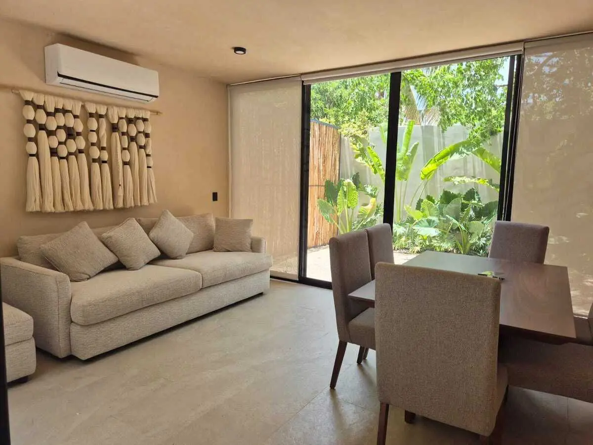 Casa en renta en Montes de Ame, Mérida — foto 1 de 16