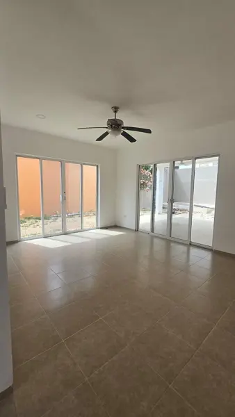 Casa en renta en Algarrobos Desarrollo Residencial, Mérida — foto 2 de 23