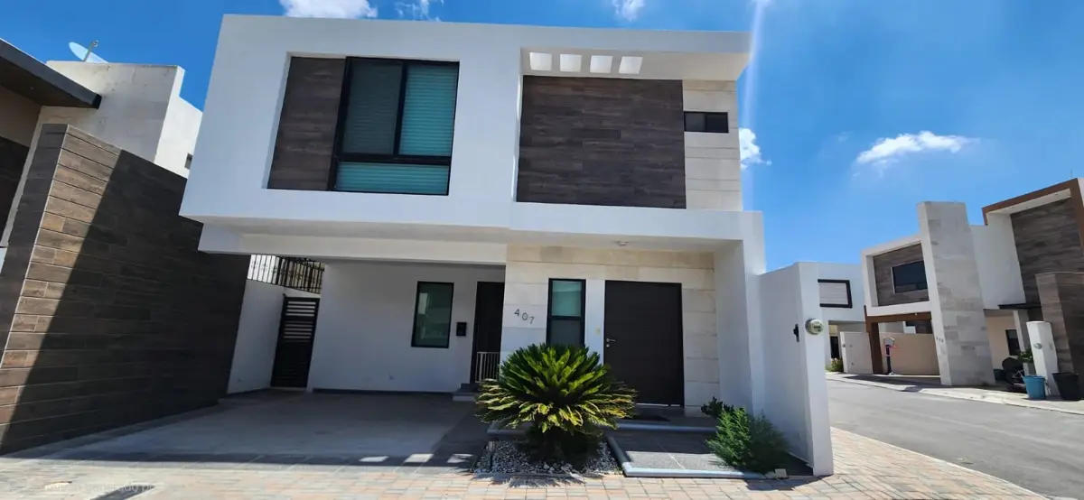 Casa en venta en Privanzas del Campestre, Arteaga — foto 1 de 29