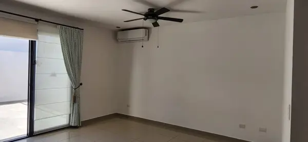 Casa en venta en Privanzas del Campestre, Arteaga — foto 3 de 29