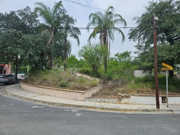 Terreno en venta en Campestre Bugambilias, Monterrey — foto 2 de 11
