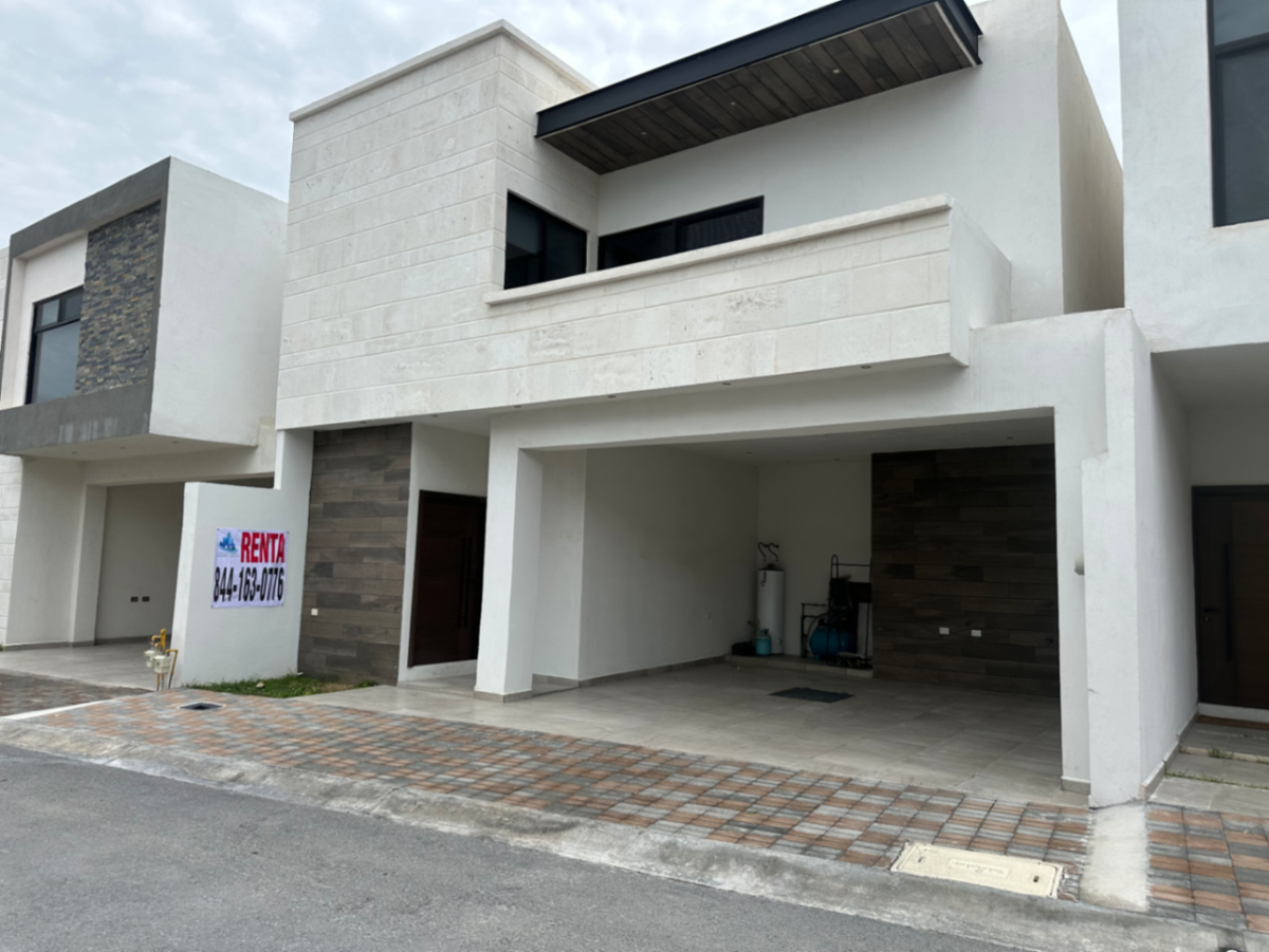 Casa en renta en Privanzas del Campestre, Arteaga — foto 1 de 16
