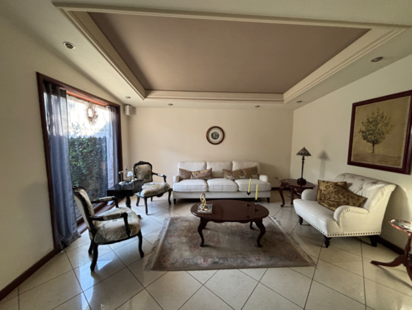 Casa en venta en Villas de Irapuato, Irapuato — foto 2 de 31