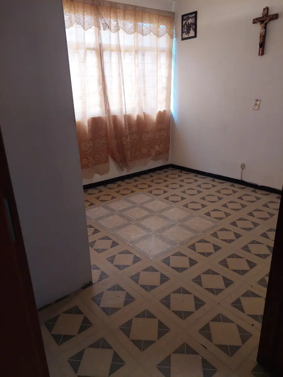 Casa en renta en Miguel Hidalgo, Ecatepec de Morelos — foto 1 de 13