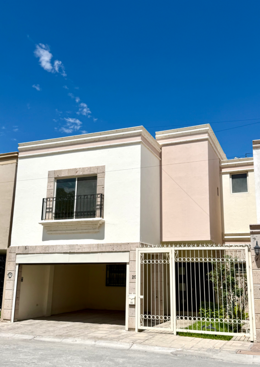 Casa en renta en Villas de la Ibero, Torreón — foto 1 de 27