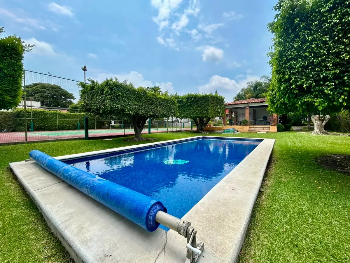 Casa en venta en Lomas de Cocoyoc, Atlatlahucan — foto 1 de 17