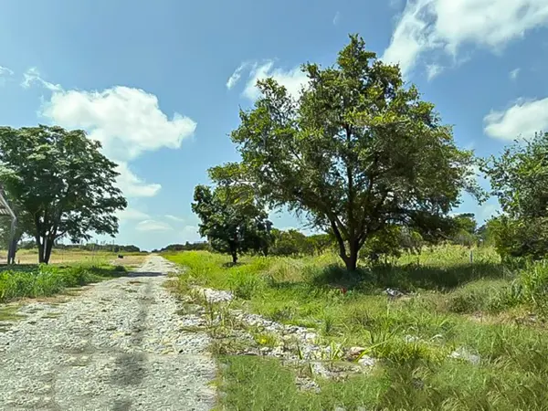 Terreno en venta en Hacienda San Isidro, Cadereyta Jiménez — foto 2 de 5
