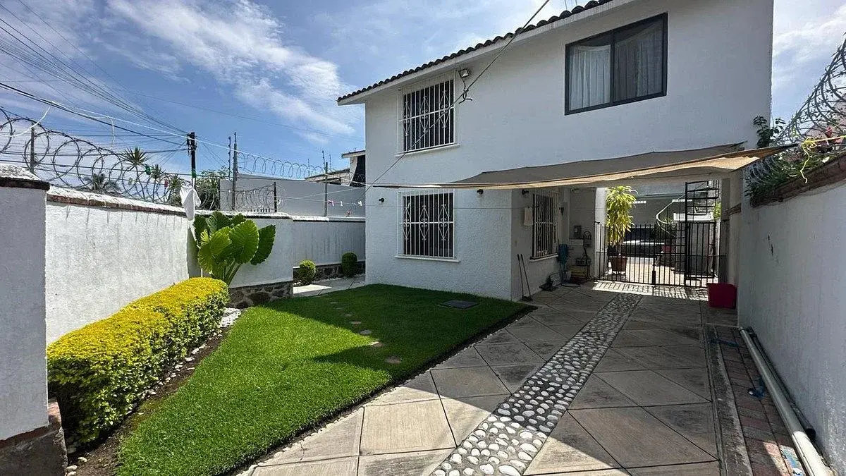 Casa en venta en Las Fincas, Jiutepec — foto 1 de 18