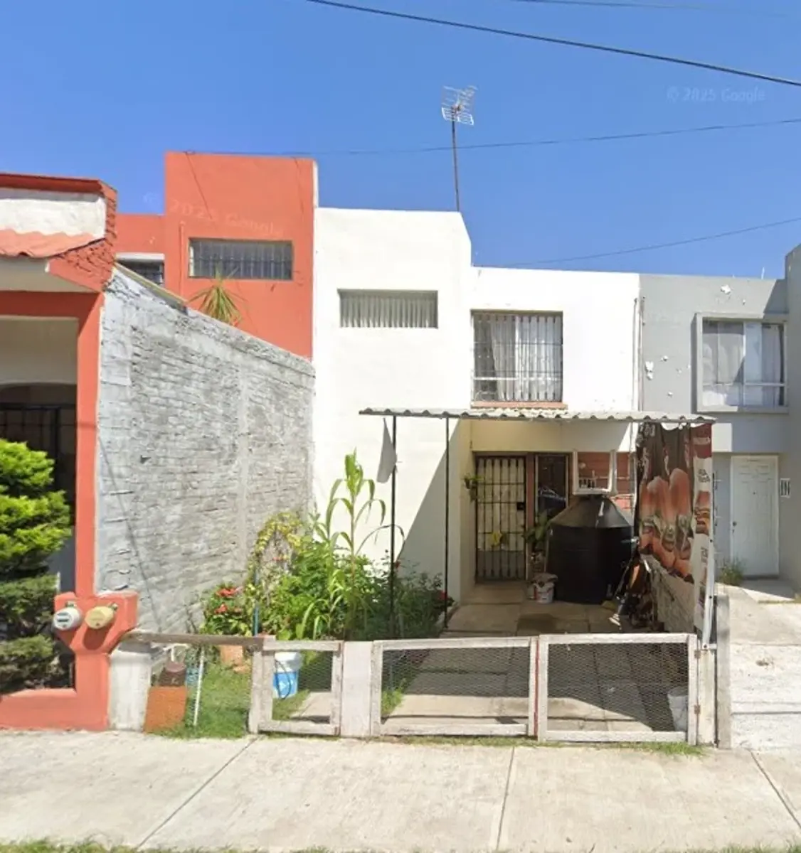 Casa en venta en Misión del Valle, Morelia — foto 1 de 11