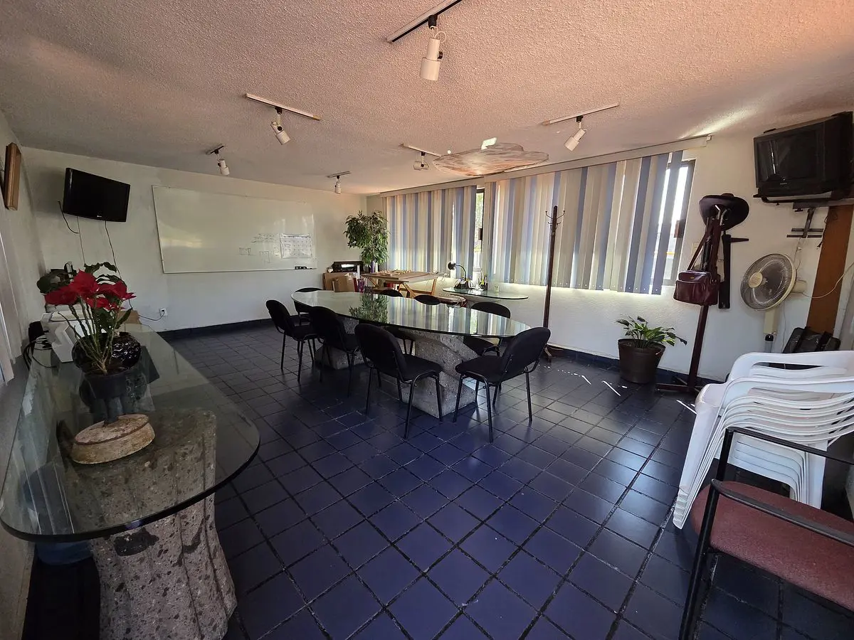 Edificio en venta en Bosque de Echegaray, Naucalpan de Juárez — foto 1 de 17