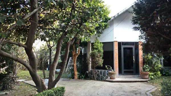 En venta casa tipo Chalet en San Lucas Xochimanca.
