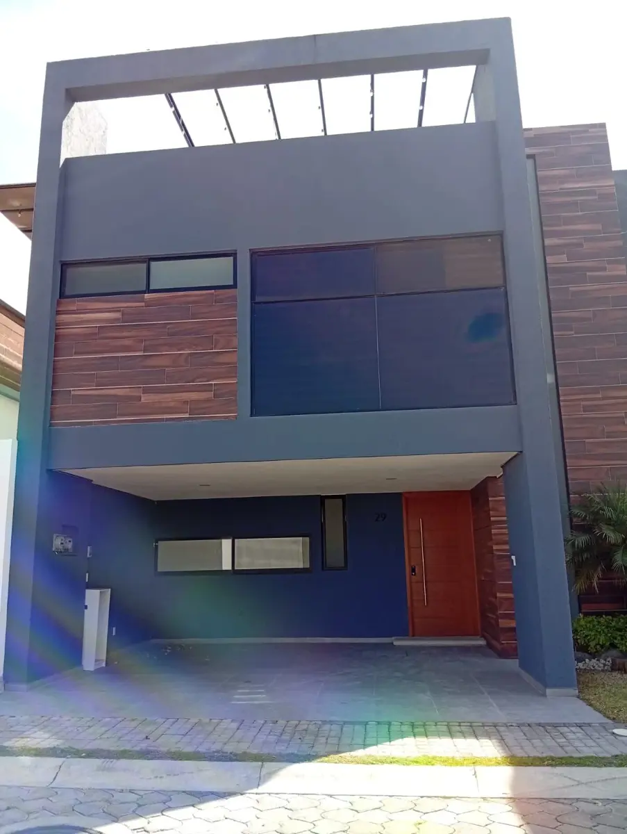 Casa en venta en Lomas de Angelópolis, San Andrés Cholula — foto 1 de 31