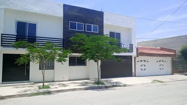 Casa en venta en Torreon Jardin, Torreón — foto 2 de 32