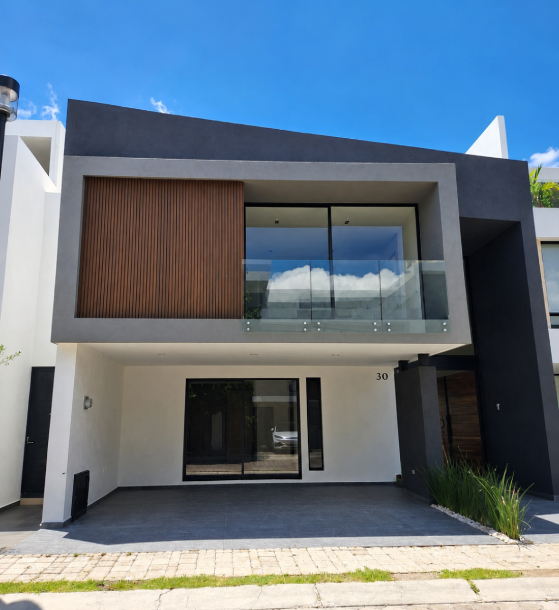 Casa en venta en Lomas de Angelópolis, San Andrés Cholula — foto 1 de 31