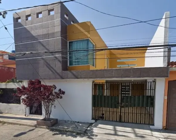 Casa en venta en Villa de las Flores 1a Sección (Unidad Coacalco), Coacalco de Berriozábal — foto 3 de 10