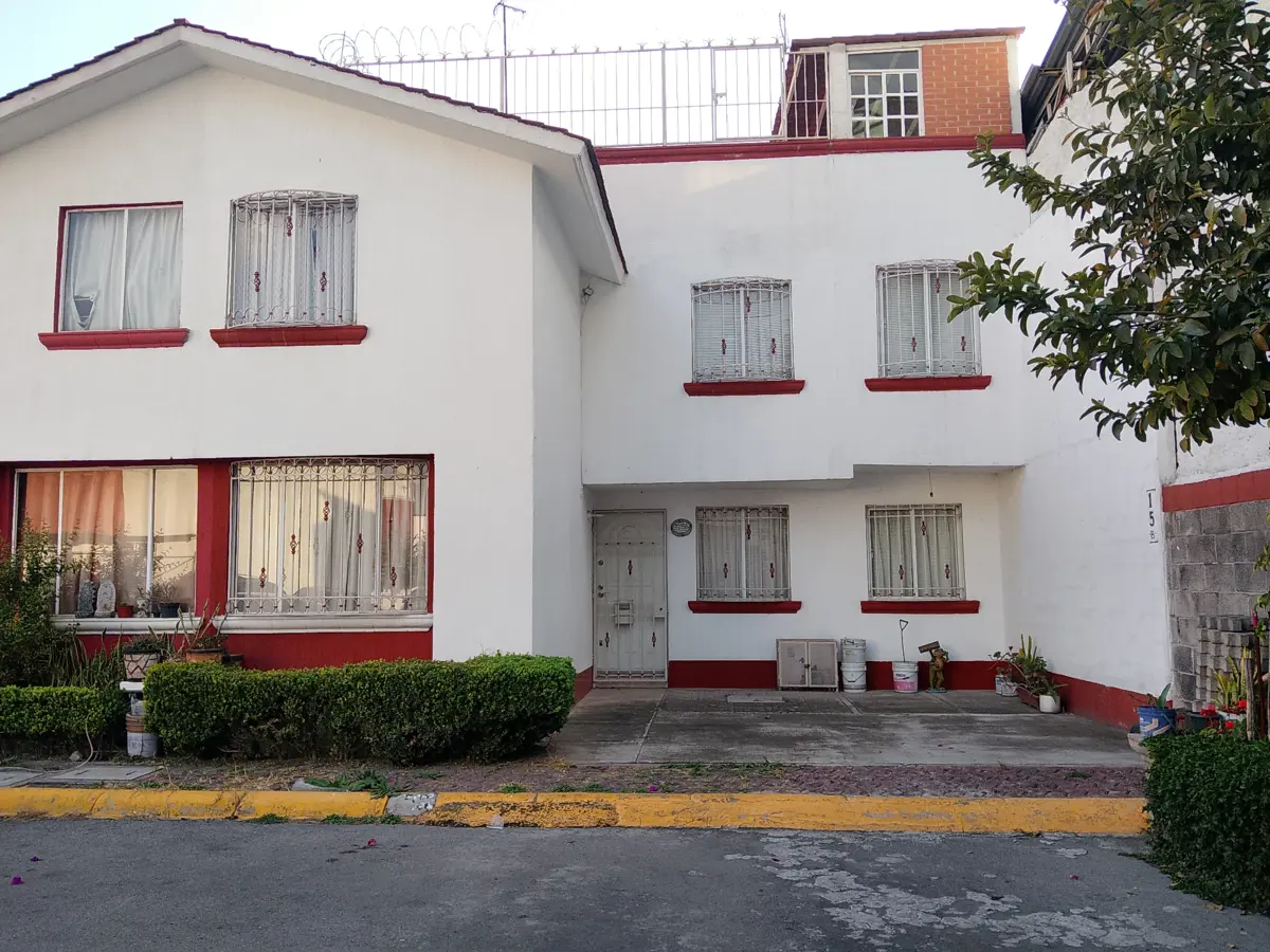 Casa en venta en Villas de Loreto, Tultepec — foto 1 de 23