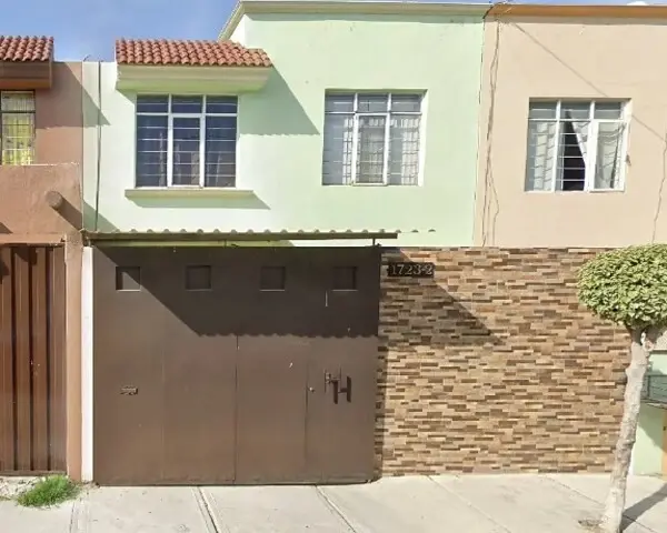 Venta de Casa en Corredor Comercial Desarrollo Atlixcayotl, Puebla - Ubicación Exclusiva