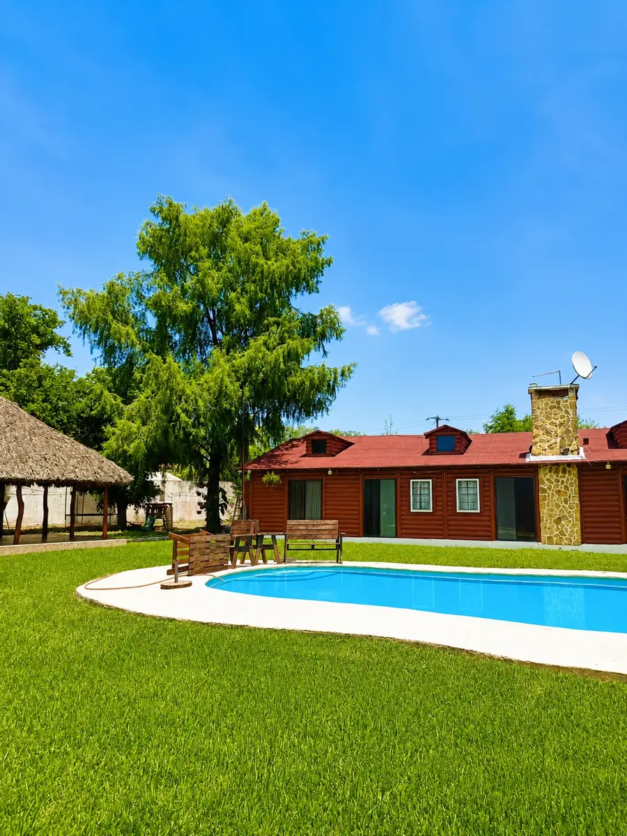 Quinta en venta en Montemorelos Centro, Montemorelos — foto 1 de 11