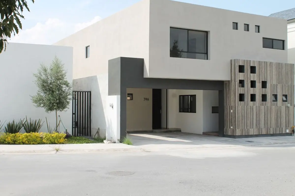 Casa en venta en Rincón de los Encinos, Saltillo — foto 1 de 25