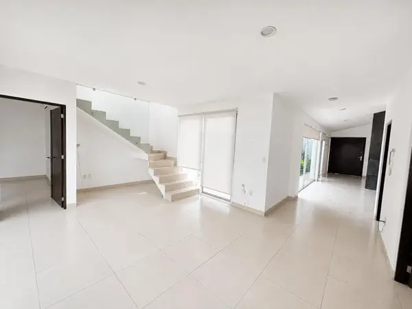 CASA, CON RECAMARA EN PLANTA BAJA, VILLAS DE IRAPUATO