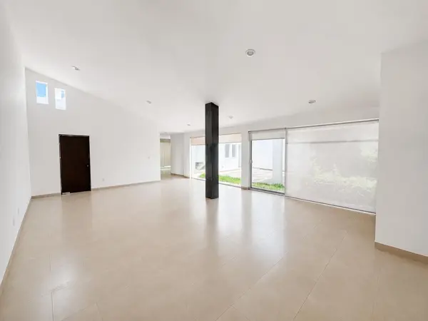 Casa en renta en Villas de Irapuato, Irapuato — foto 2 de 31