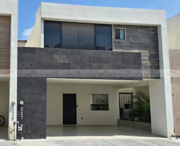 Casa en renta en Cerradas de Rinconada, Apodaca — foto 2 de 17