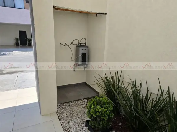 Casa en renta en Cerradas de Rinconada, Apodaca — foto 3 de 17