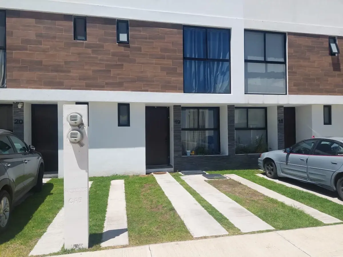 Casa en venta en San Juan Cuautlancingo, Cuautlancingo — foto 1 de 24