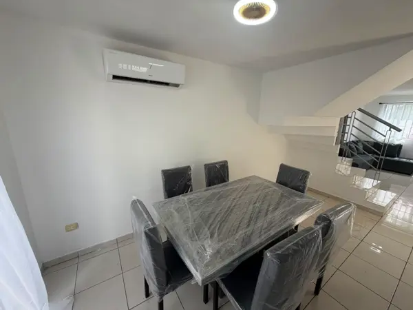 Casa en renta en Valle la Rioja, Apodaca — foto 3 de 7