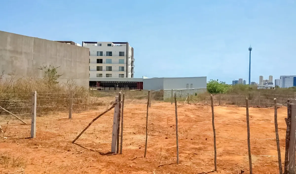 Terreno en venta en Luis Echeverria Alvarez, Mazatlán — foto 1 de 12