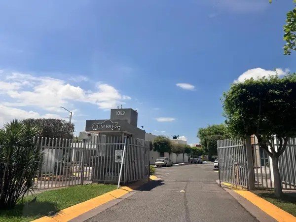 Casa en venta en Sección Cumbres, Culiacán — foto 2 de 21