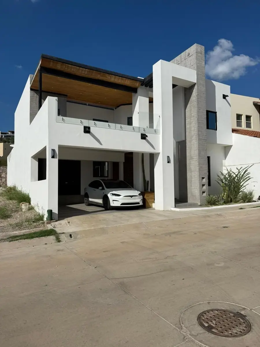 Casa en venta en Santa Lucia, Hermosillo — foto 1 de 33