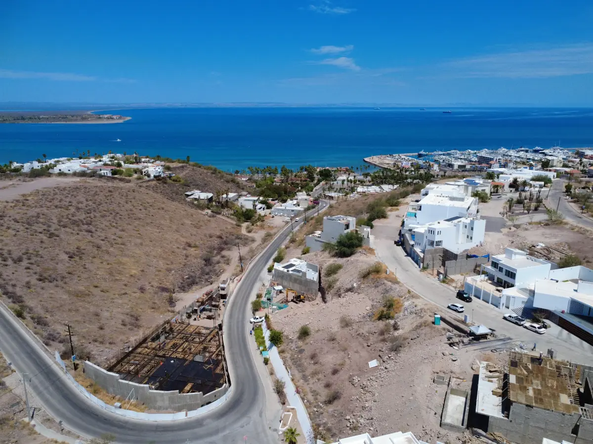 Departamento en venta en Lomas de Palmira, La Paz — foto 1 de 14
