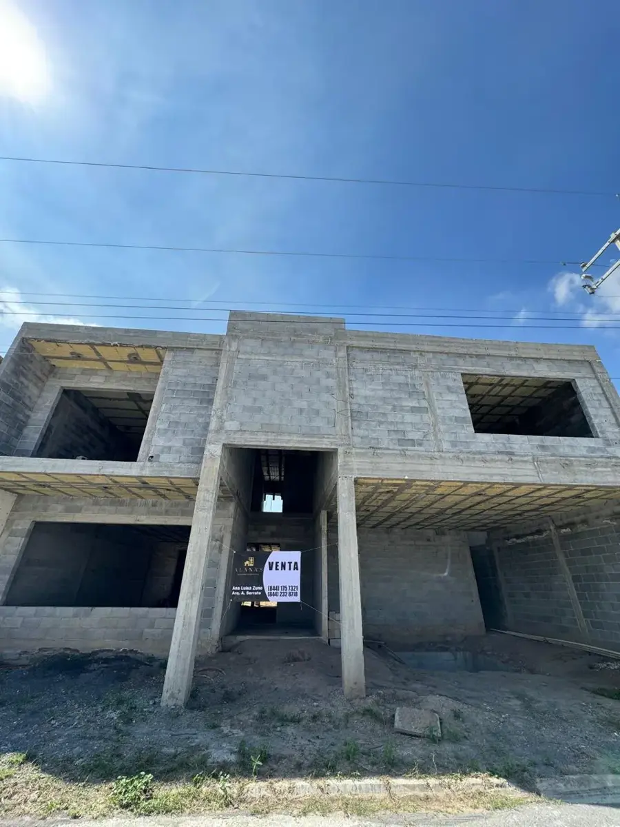 Casa en venta en San José Residencial, Saltillo — foto 1 de 12