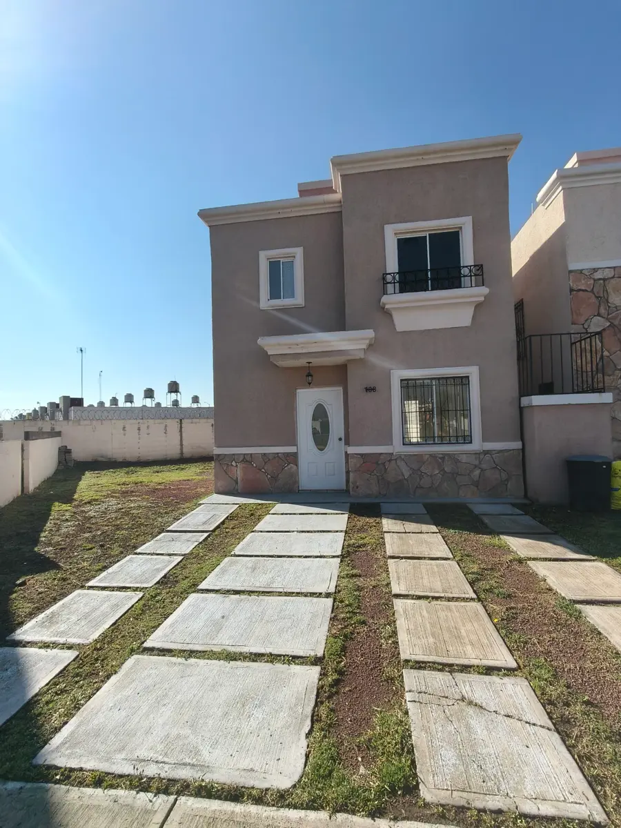Casa en venta en Rinconadas de Esmeralda, Zempoala — foto 1 de 21