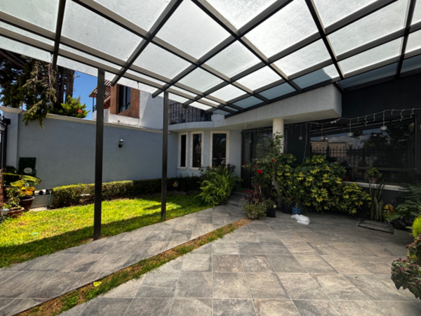 Casa en venta en Arboledas de San Javier, Pachuca de Soto — foto 2 de 21