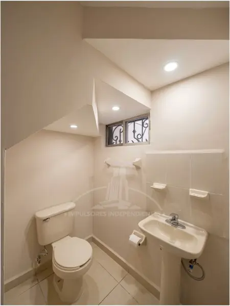 Casa en venta en Valle del Oriente, Arteaga — foto 2 de 36