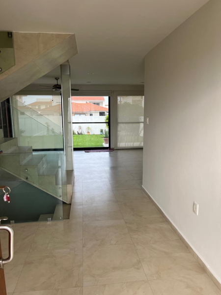 Casa en venta en El Sendero Residencial, Alvarado — foto 2 de 56
