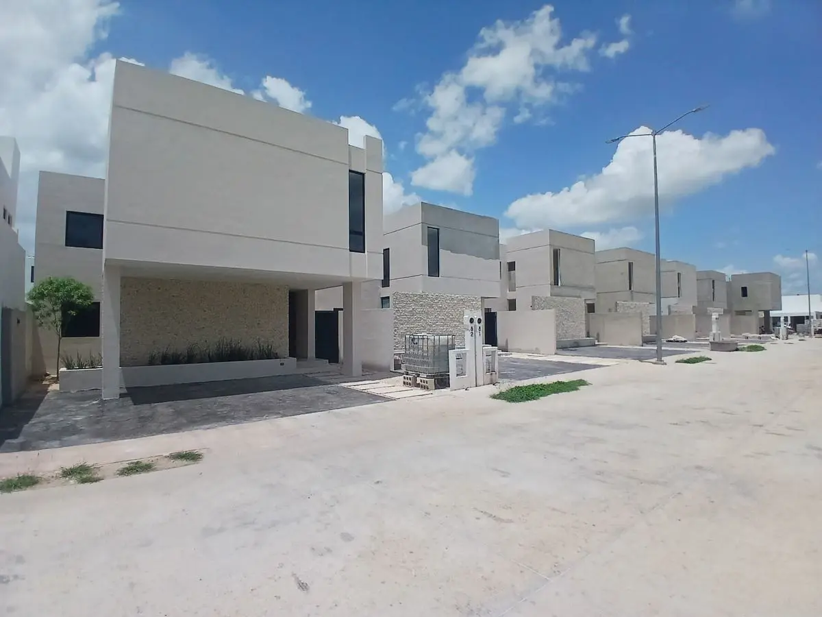 Casa en venta en Gran San Pedro Cholul, Mérida — foto 1 de 19