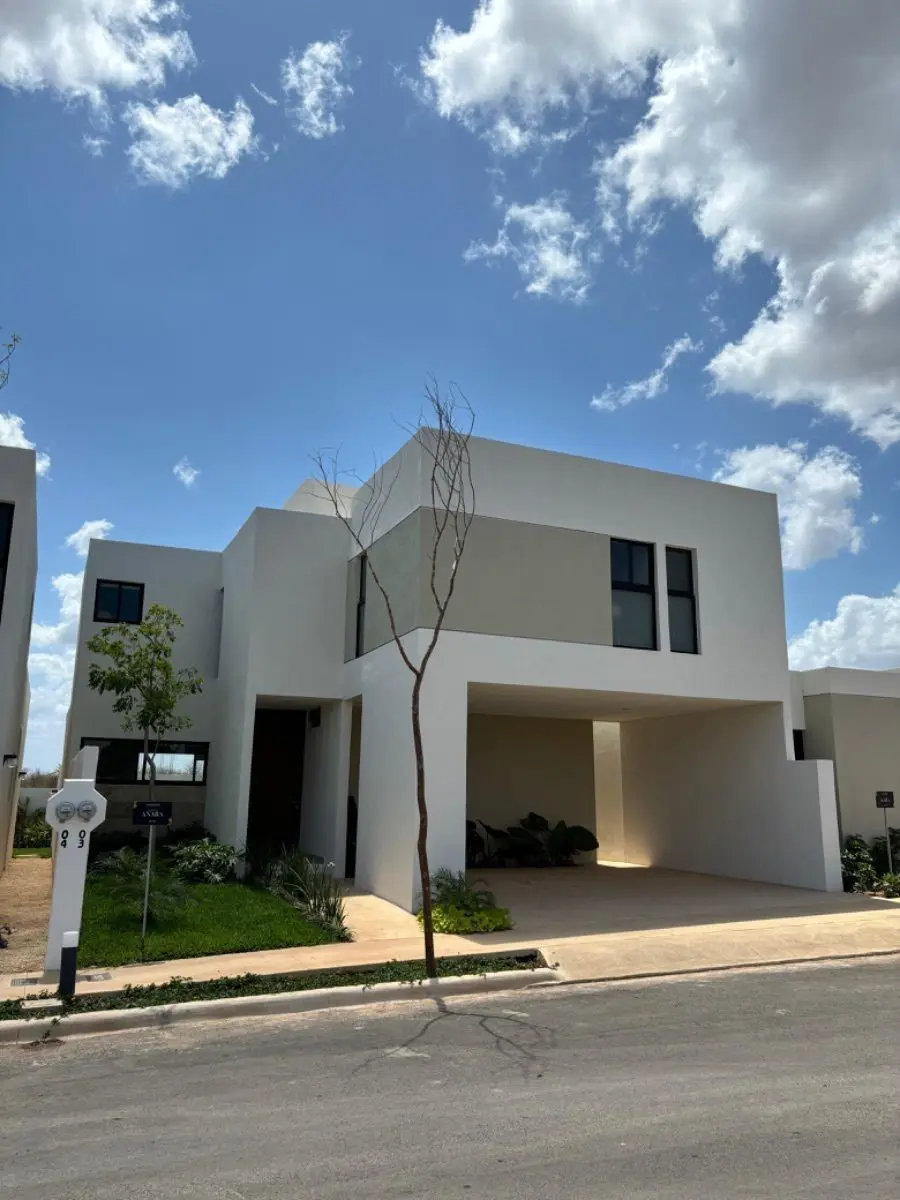 Casa en venta en Conkal, Conkal — foto 1 de 45