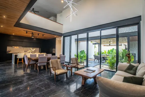 Casa en Venta en Privada Compostela — foto 1 de 38