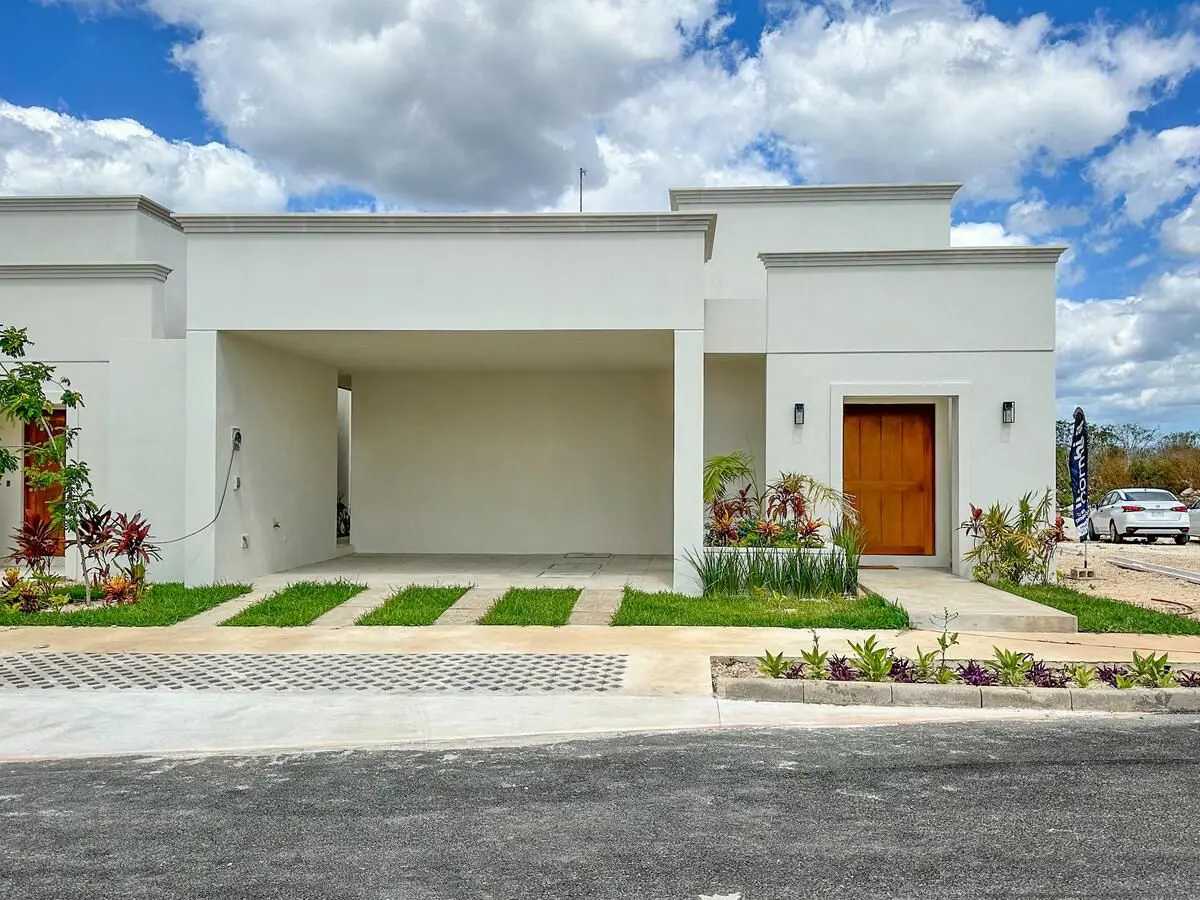 Casa en venta en Conkal, Conkal — foto 1 de 31